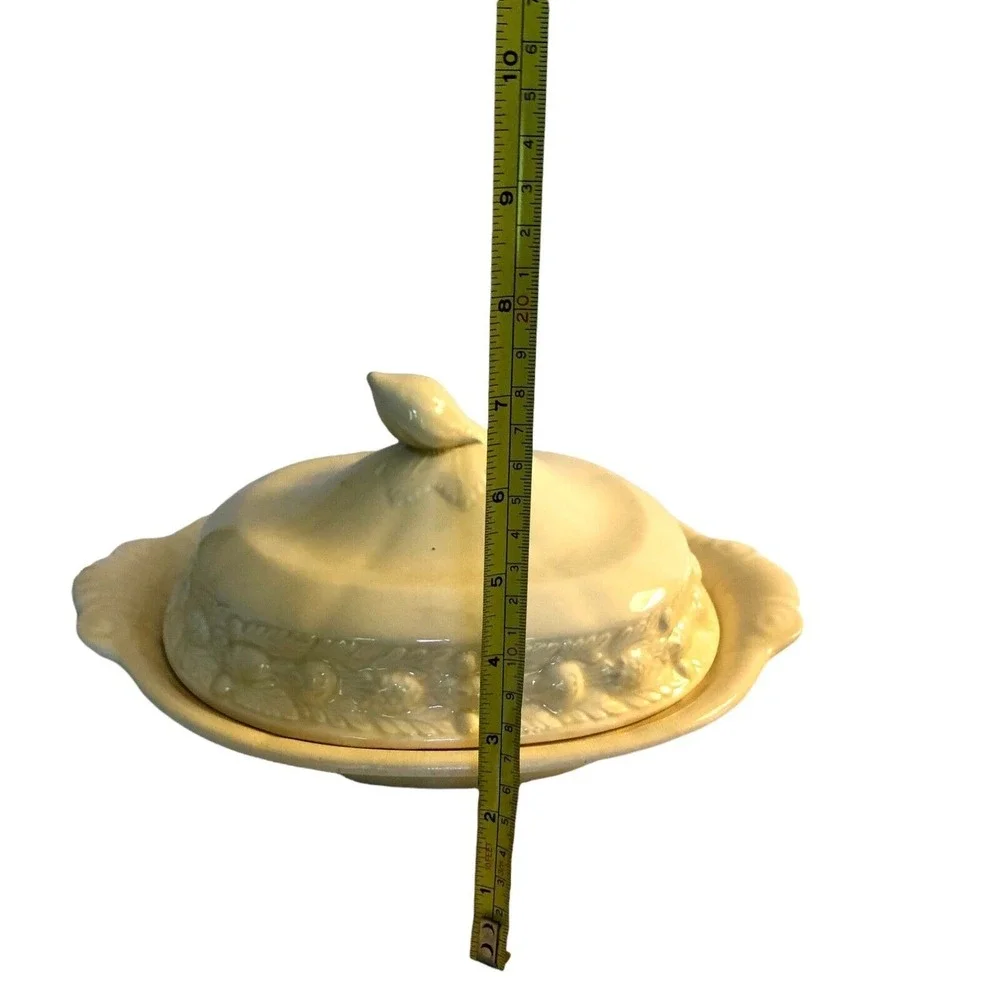 Antique Adams Titian Ware Della Robbia Cream Covered Vegetable Dish England